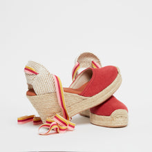 Load image into Gallery viewer, Red wedge espadrilles