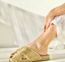 Load image into Gallery viewer, Slides in jute