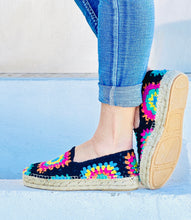 Upload image for gallery view, Espadrilles - Granny
