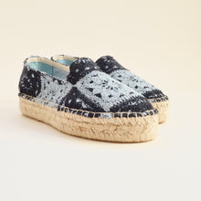 Load image into Gallery viewer, Dylan espadrille - jeans
