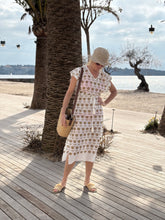 Load image into Gallery viewer, Sunflower tunic
