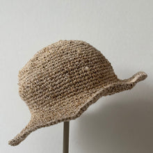 Load image into Gallery viewer, Hand-crocheted sun hat in hemp
