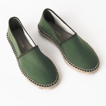 Ladda upp bild till gallerivisning, Gröna handgjorda espadriller från from astrid with i canvas
